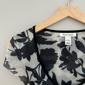 White House Black Market Top